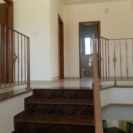 Villa House In Pyrgos Esterno foto